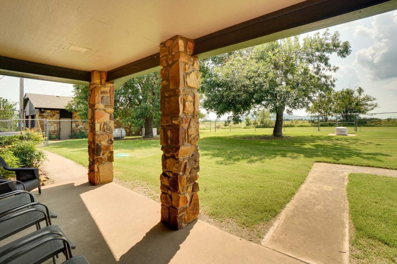 Spacious Country Home Near Ft Sill And Medicine Park Lawton Exterior photo