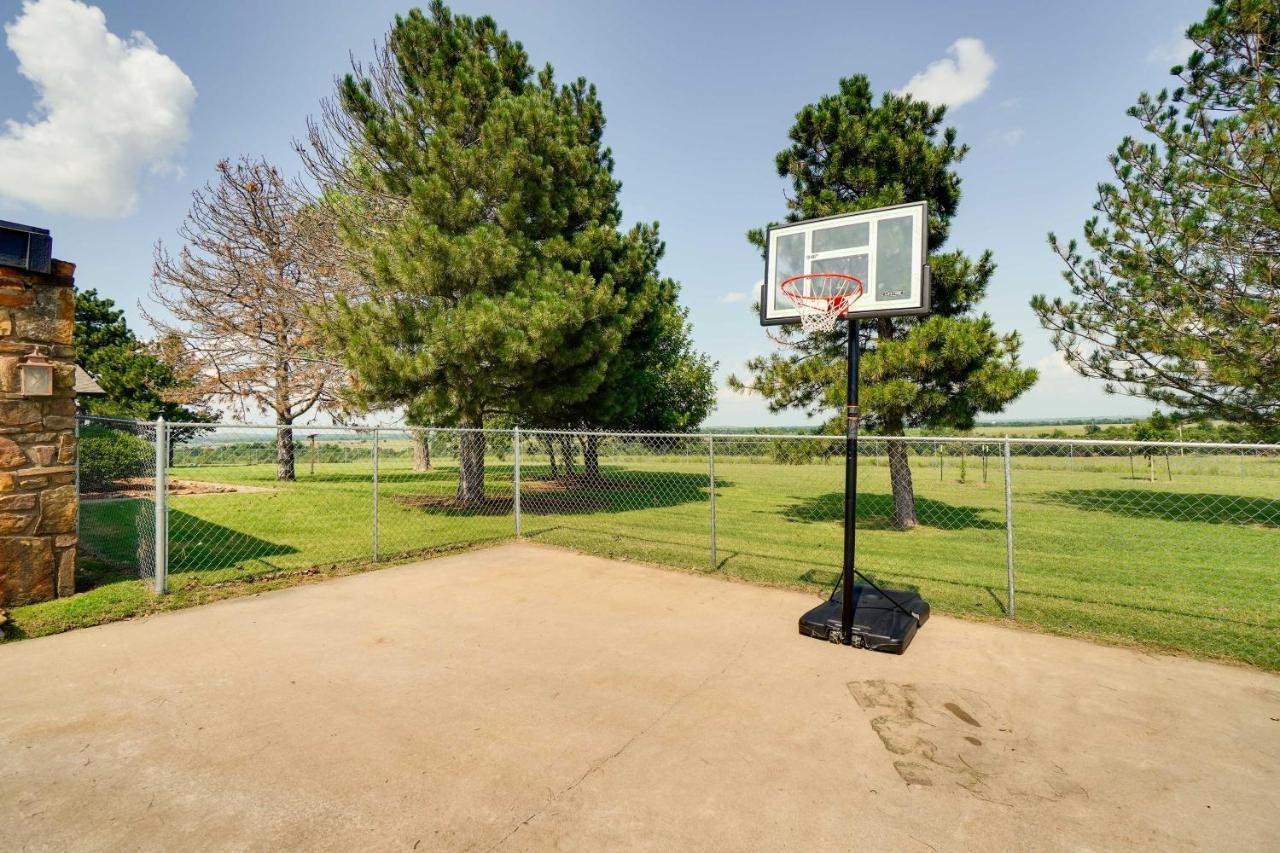 Spacious Country Home Near Ft Sill And Medicine Park Lawton Exterior photo