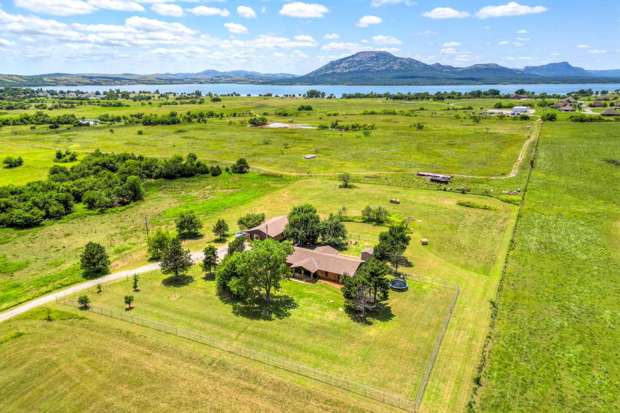 Spacious Country Home Near Ft Sill And Medicine Park Lawton Exterior photo